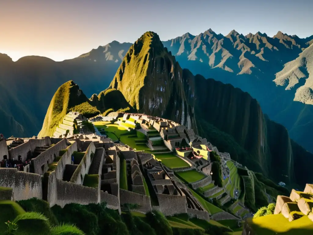 Vista impresionante de Machu Picchu al amanecer